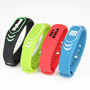 Multi Color Adjustable Type Silicone Wristband RFID Tag For GYM