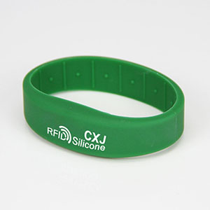 Rubber RFID Access Control Wristbands OEM Wearable RFID Tags