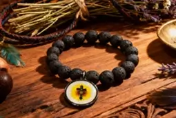 the bracelet is made of natural stone, durable and eco-friendly