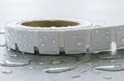 uhf flexible anti-metal tag is pet surfaces, waterproof